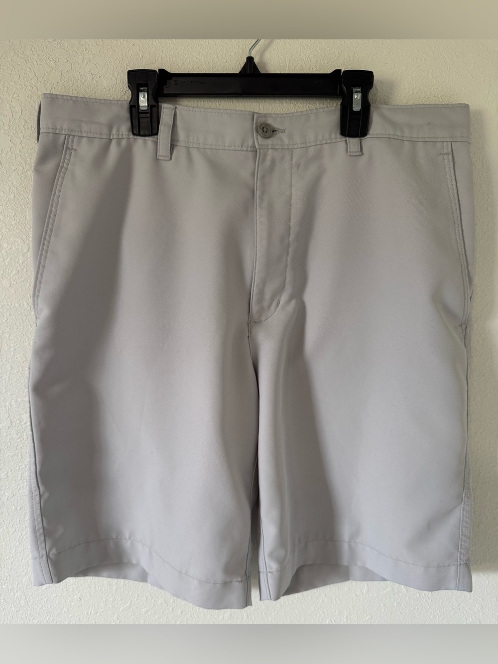 PGA Tour Men's Flat Front Shorts - Light Gray Size 34
